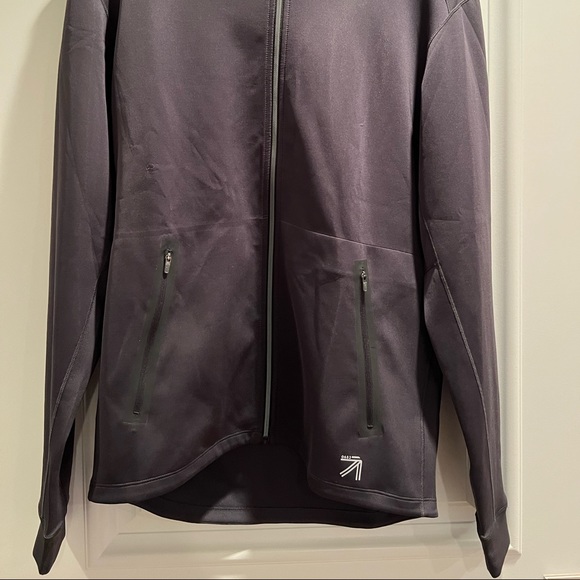 Mens new balance zip up jacket. - Picture 7 of 7